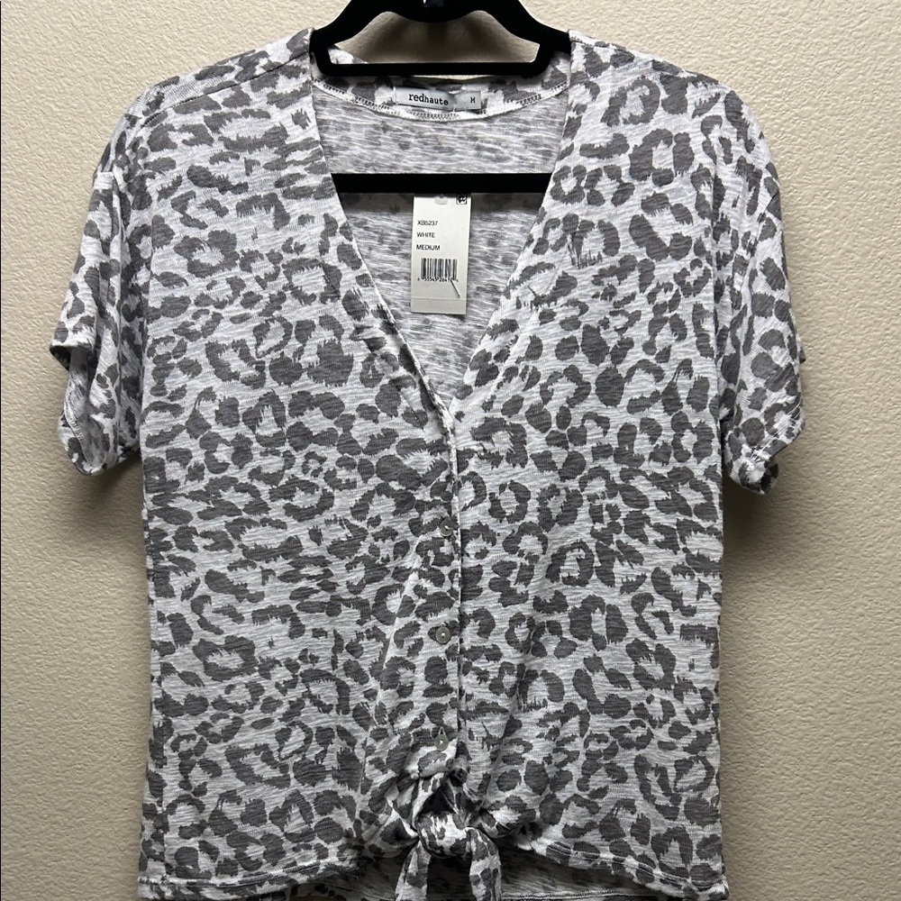 Rehab Short Sleeve Leopard Print Top